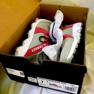 Adidas Terrex Voyager Sleek Blue Size 7.